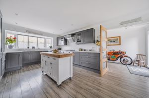 Photo 15- click for photo gallery